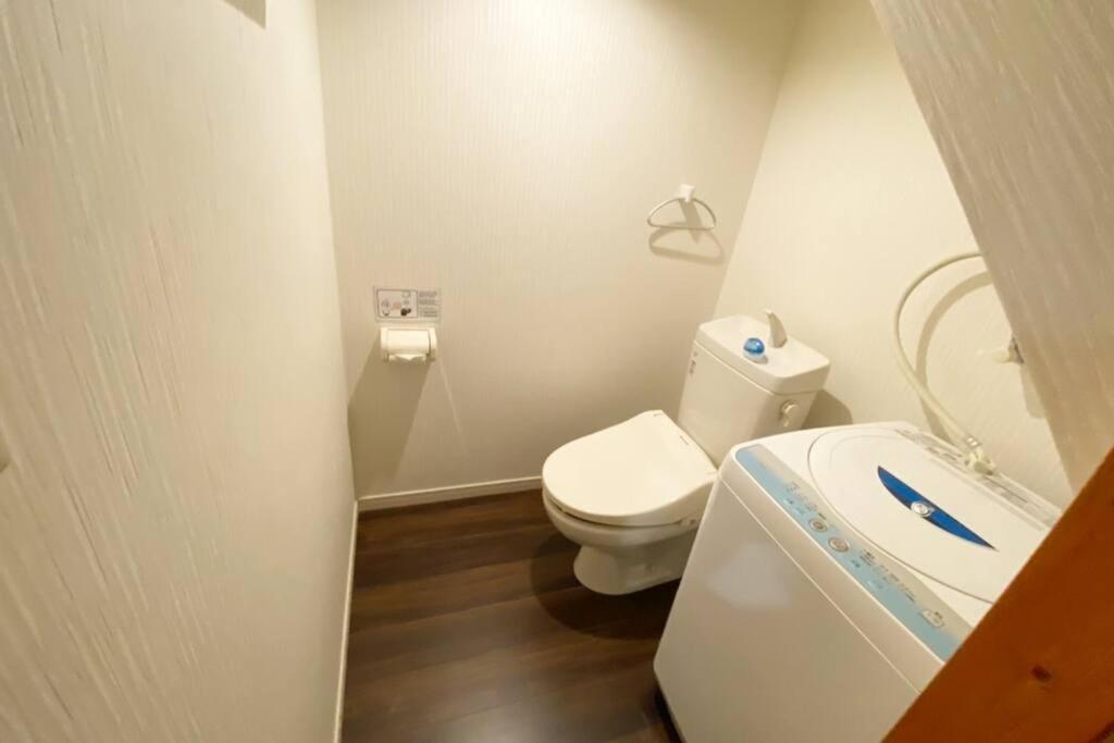 Takemura Building106 Apartemen